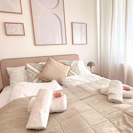 Cozy Apartment In Quiet Location, Fast Train Station 100M Away, Contactless Check-In Vienna Exterior photo